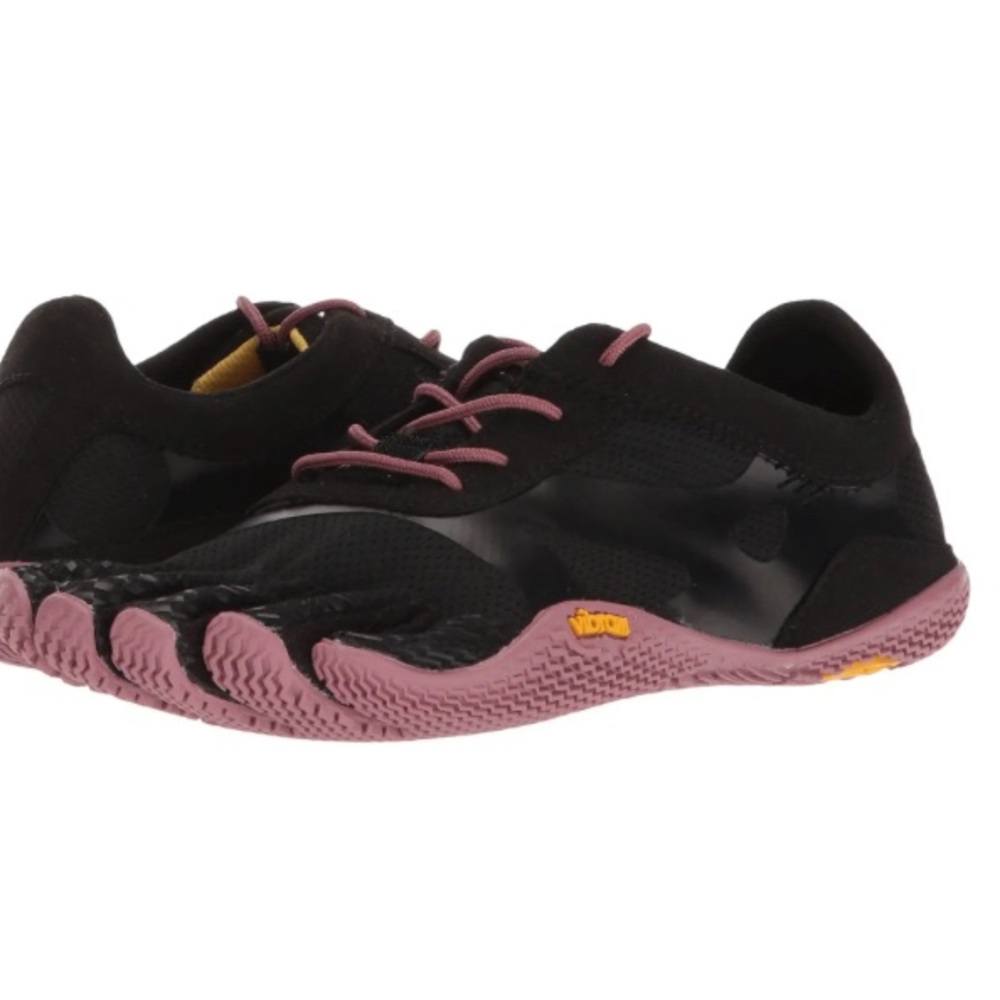 Vibram Black and Pink Athletic Shoes with Toe Compartments